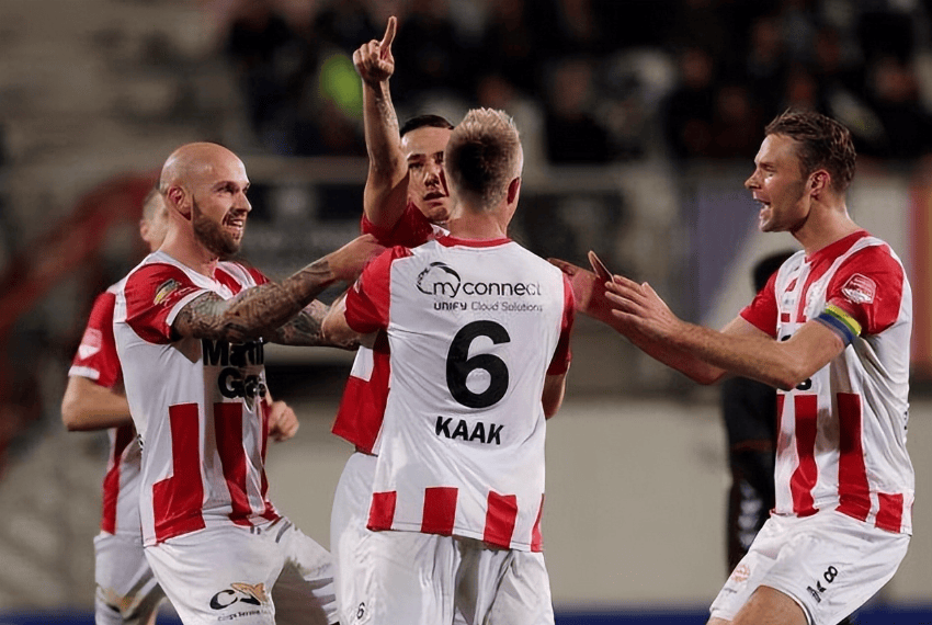 荣誉而奋斗 荣誉而奋斗