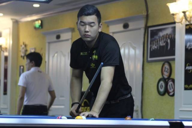 探讨极右翼 探讨极右翼